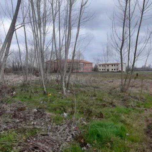416 متر زمین مسکونی و تجاری بر اتوبان کوچصفهان به رشت و لاهیجان