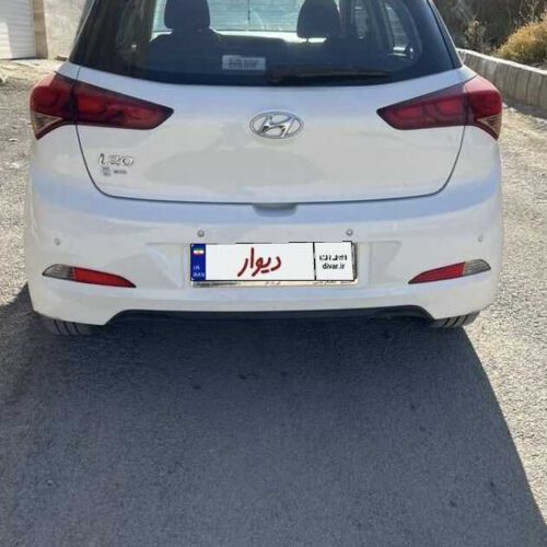 سواری هیوندای i20