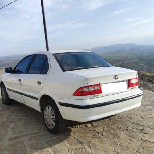 زیرخاکئ
