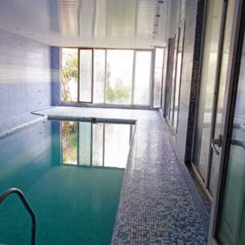 فروش ویلا در کردان خیابان فرشته