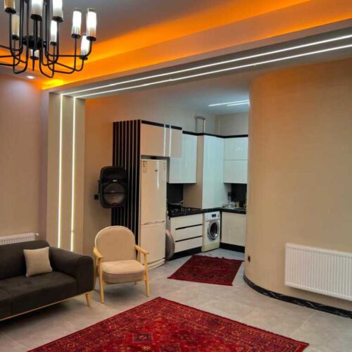 باغچه استخر سرپوشیده خوشنام ارسطو
