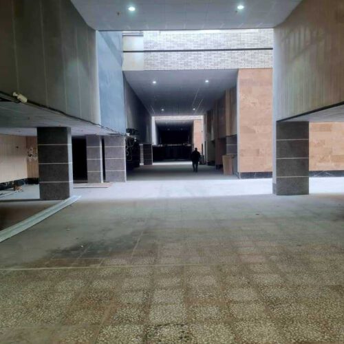 آپارتمان 95 مترمربع با پارکینگ و انباری در برجهای صدرا شهرک شهید بروجردی