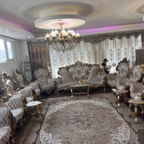 آپارتمان  سه نبش غرق در نور تک واحد