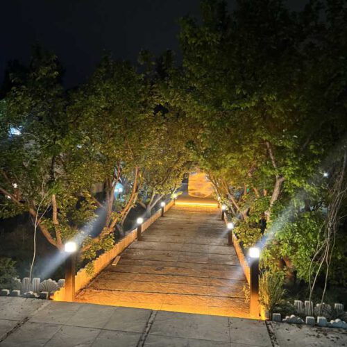 باغچه استخر سرپوشیده خوشنام ارسطو
