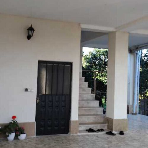 فروش خانه حیاط دار