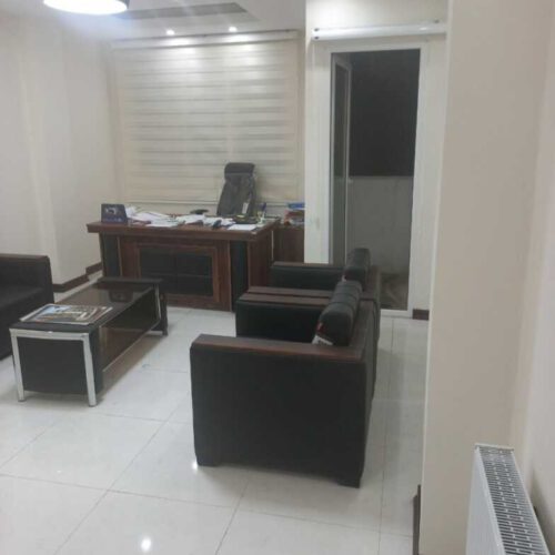 اجاره دفترکار شیک 78/5 متری بر اصلی طالقانی