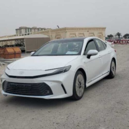 تویوتا کمری هیبرید 2025 LE فول ژاپن