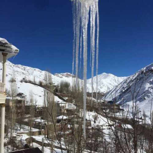 اجاره  طبقه 2 در ویلایی در منطقه ییلاقی و گردشگری روستای آبنیک فشم