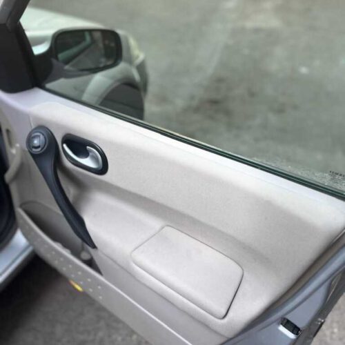 رنو مگان 2000 اتومات بی رنگ خانگی