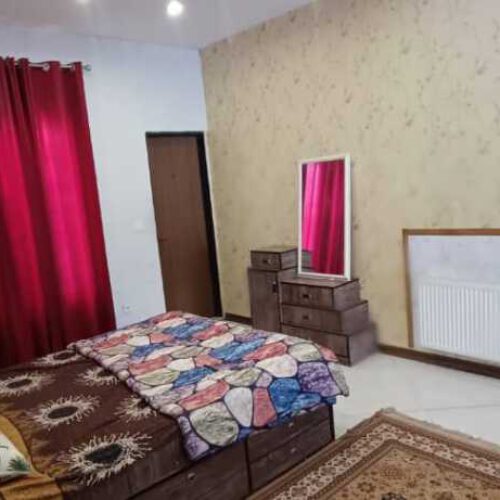 فروش ویلا در کردان خیابان فرشته