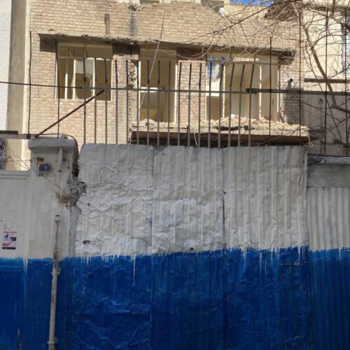 خانه کلنگی 100متر با جواز4طبقه