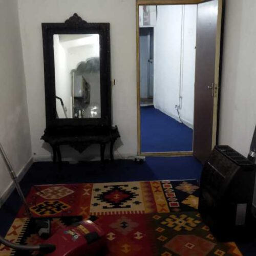 گلشهر 32همکف 50متری
