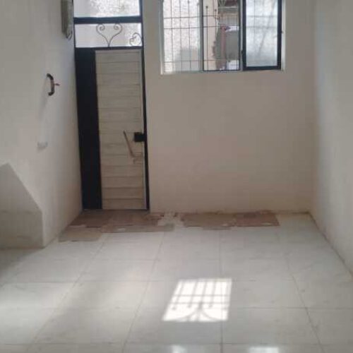 خانه در توس 65 همکف راه جدا 40متری550ملیون