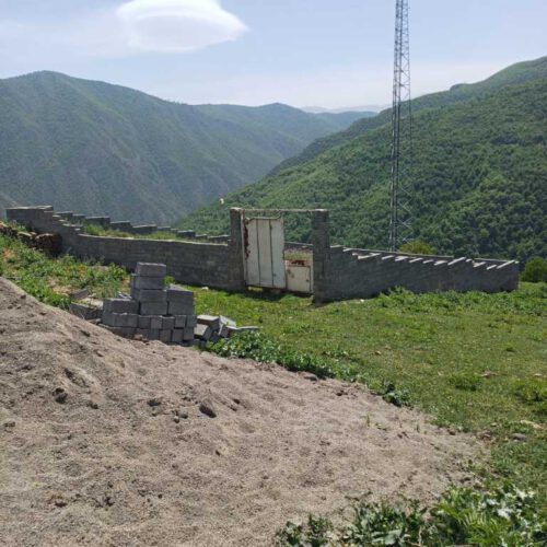260متر زمین،در روستای چهارفصل کارمزد800000000 میلیون