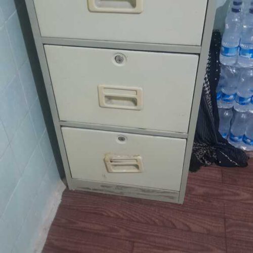 وسایل باشگاه ورزشی دارم