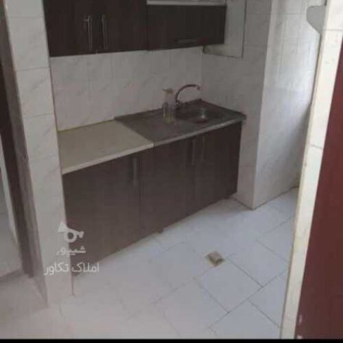 اپارتمان طبقه 2 شهرک گلها
