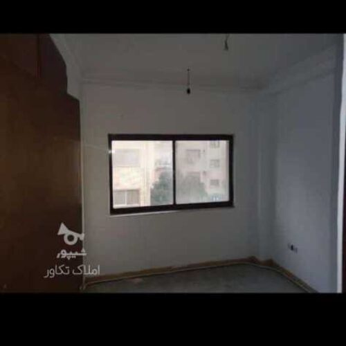 اپارتمان طبقه 2 شهرک گلها