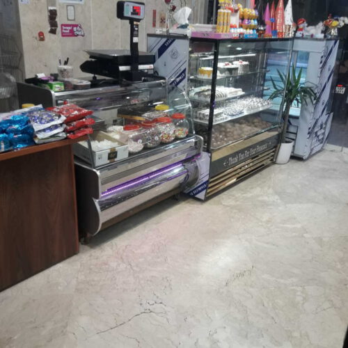 لوازم کامل یک قنادی اعم از فروشگاهی وکارگاهی یکجا