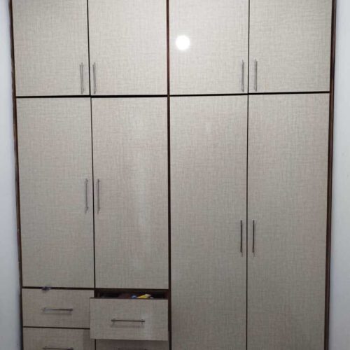آپارتمان 2 خواب با پارکینگ اختصاصی