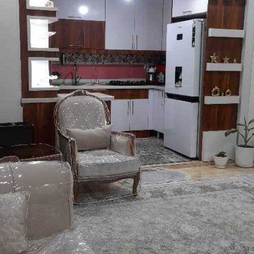 آپارتمان 100متری درخیابان ایران زمین کرج روبه نما بازسازی شده بدون هزینه