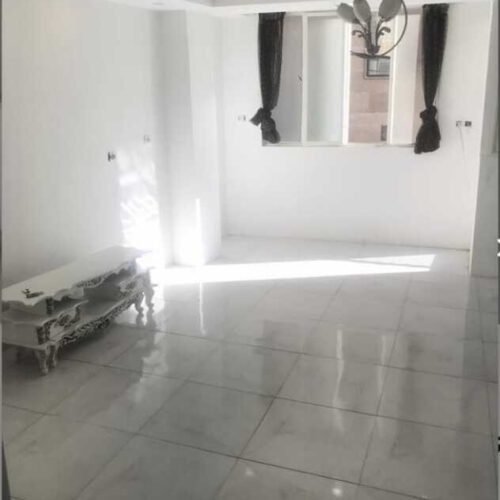 60متر طبقه اول باغستان حیدراباد