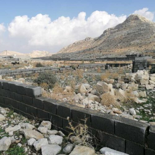 300متر زمین چهار دیواری