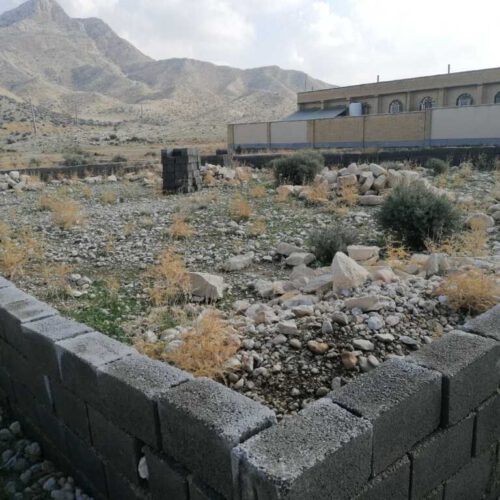 300متر زمین چهار دیواری