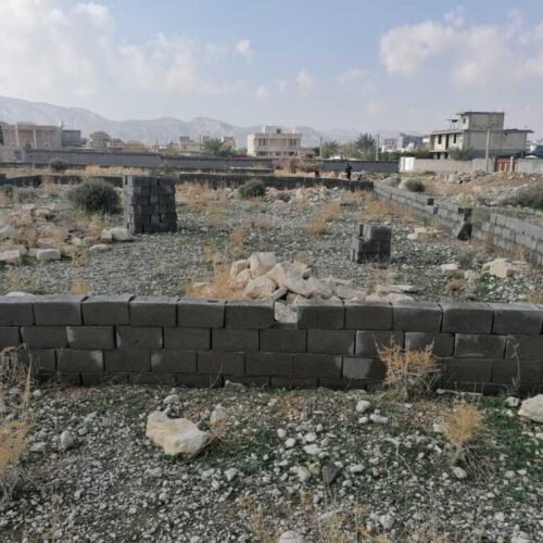300متر زمین چهار دیواری