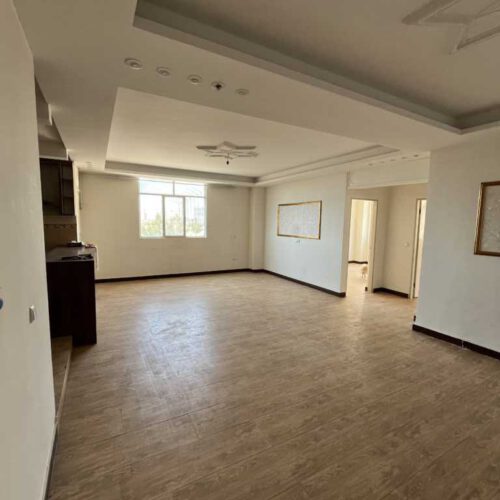 آپارتمان 98 متری سنددار