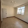 آپارتمان 98 متری سنددار