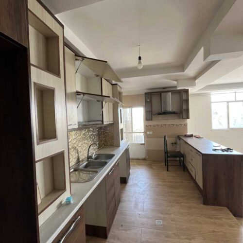 آپارتمان 98 متری سنددار