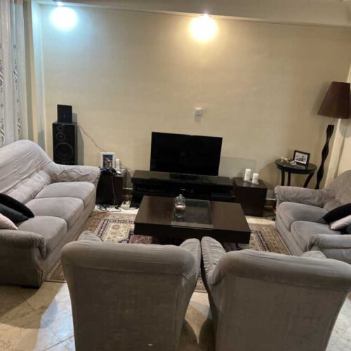 مبلمان راحتی 7 نفره و میز ناهارخوری 8 نفره