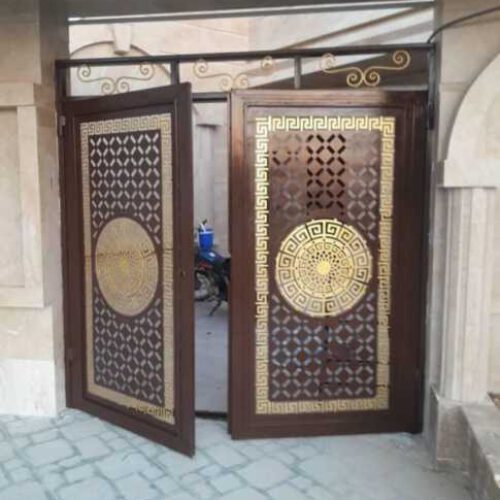رنگ کار درب و پنجره