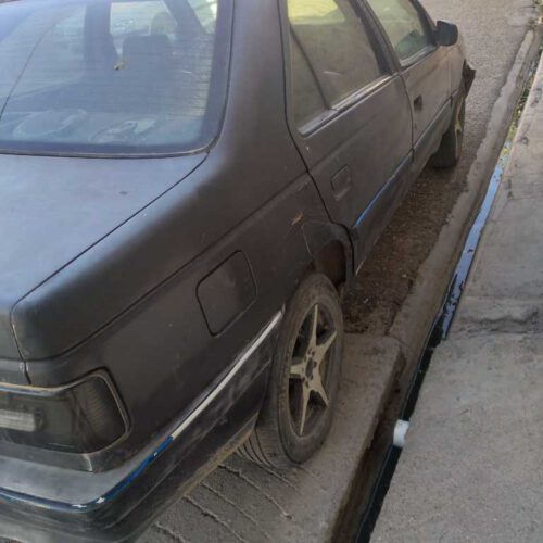 پژو 2000 بنزینی