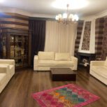 مبل 7 نفره تمام پارچه-بوفه چوبی-لوستر آویز-تخت یک نفره